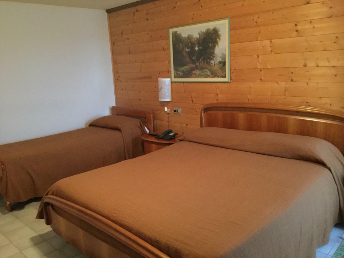 Albergo Ciori Ασιάγκο Εξωτερικό φωτογραφία